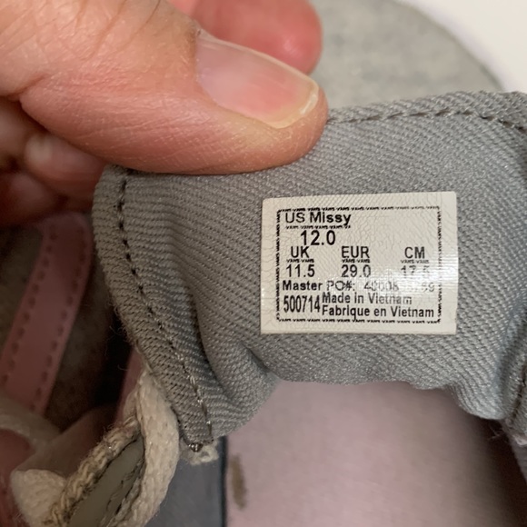 12 little kids grey/pink/white gently used vans - Picture 5 of 5